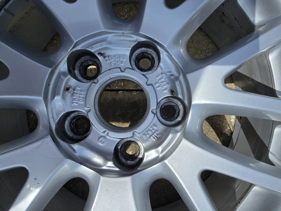 Komplettradsatz Alufelge VW 17 Zoll Golf Touran /Sharan /  225 45 17 - Bild 4 von 4