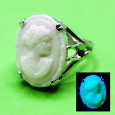Sterling Cameo Uranium Glass Ring Size 8 Vintage Czech Button 925