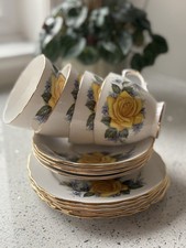 Crown Royal Bone China Tea set - Yellow Rose - 12 piece - Very Good Condition