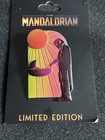 DISNEY PIN DEC CAST CENTER MANDALORIAN BABY GROGU IN SPACE CARRIER SUN RAY LE250 — photo 3