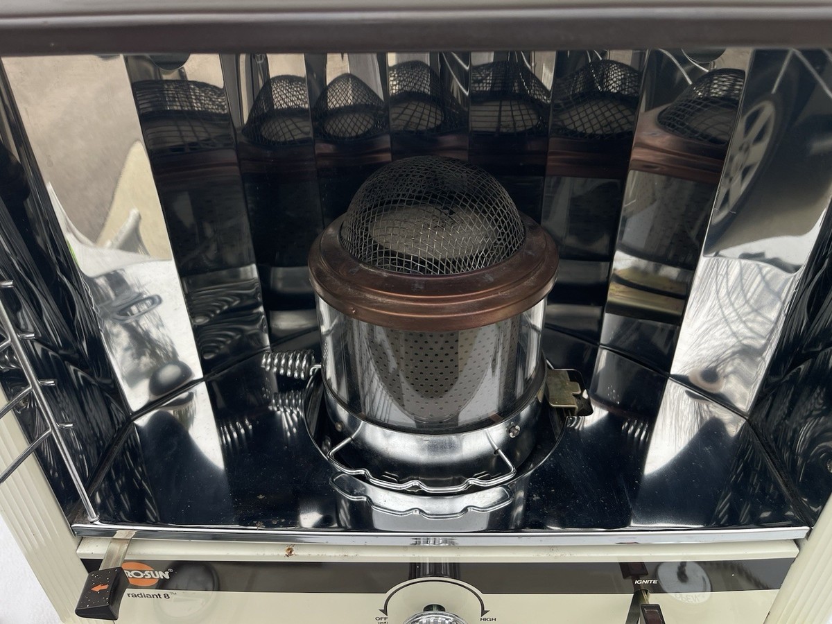 Very Nice Vintage Kero-Sun Radiant 8 Portable Kerosene Heater 8200