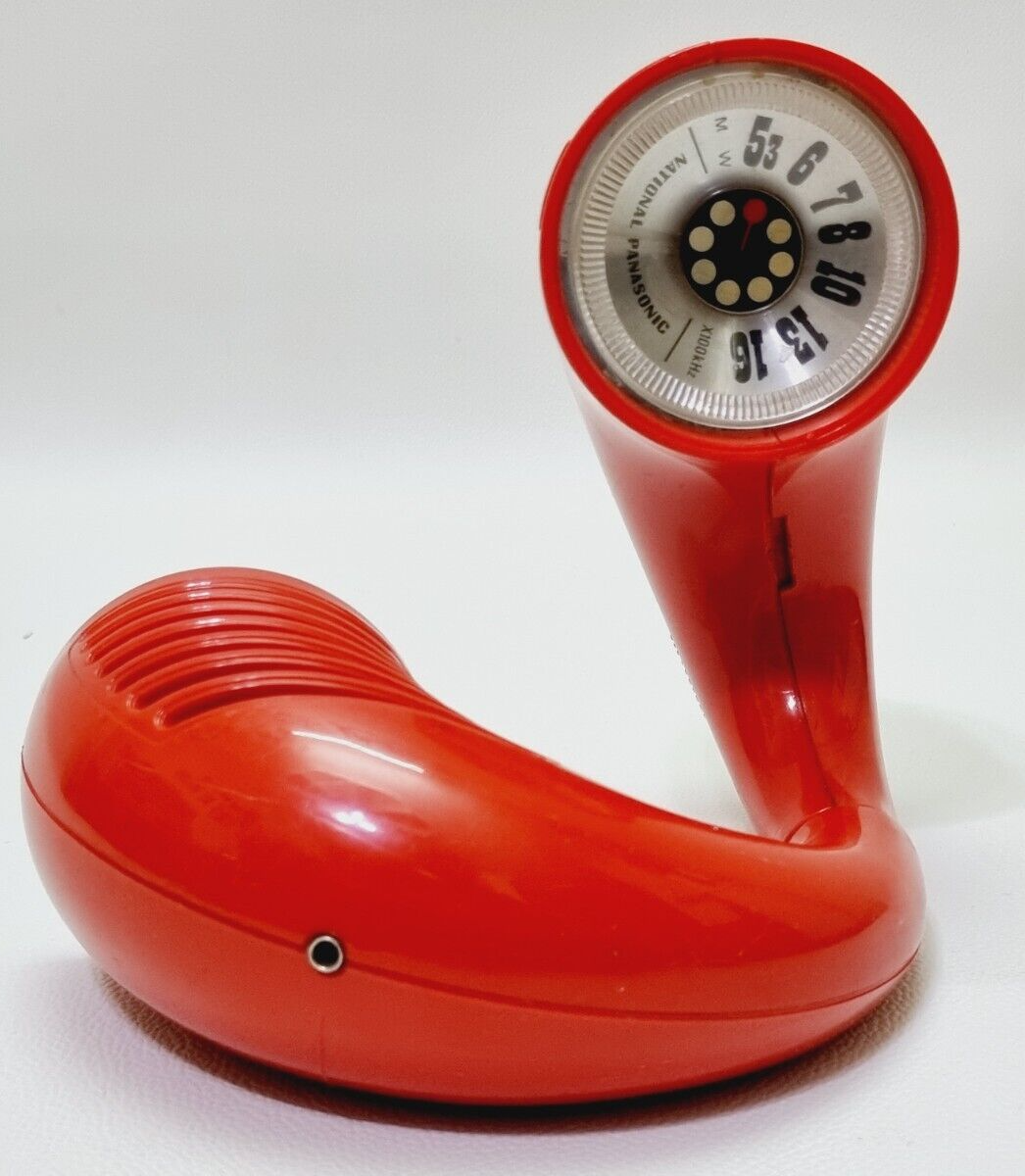 VINTAGE NATIONAL PANASONIC TOOT-A-LOOP RADIO RED EDITION R