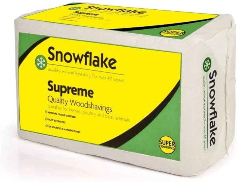 EAF GROUP LTD Snowflake Supreme Shavings Horse Bedding Bale 15Kg, Dust Extracted, UK Made