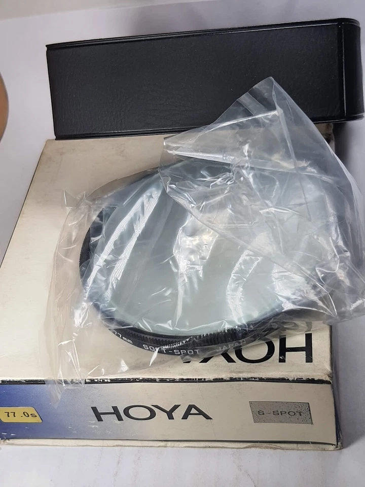 Hoya 77 mm Soft Spot Special Effect Glass Lens Filter Set Japan 77mm Sand Sandy - Image 3 of 4