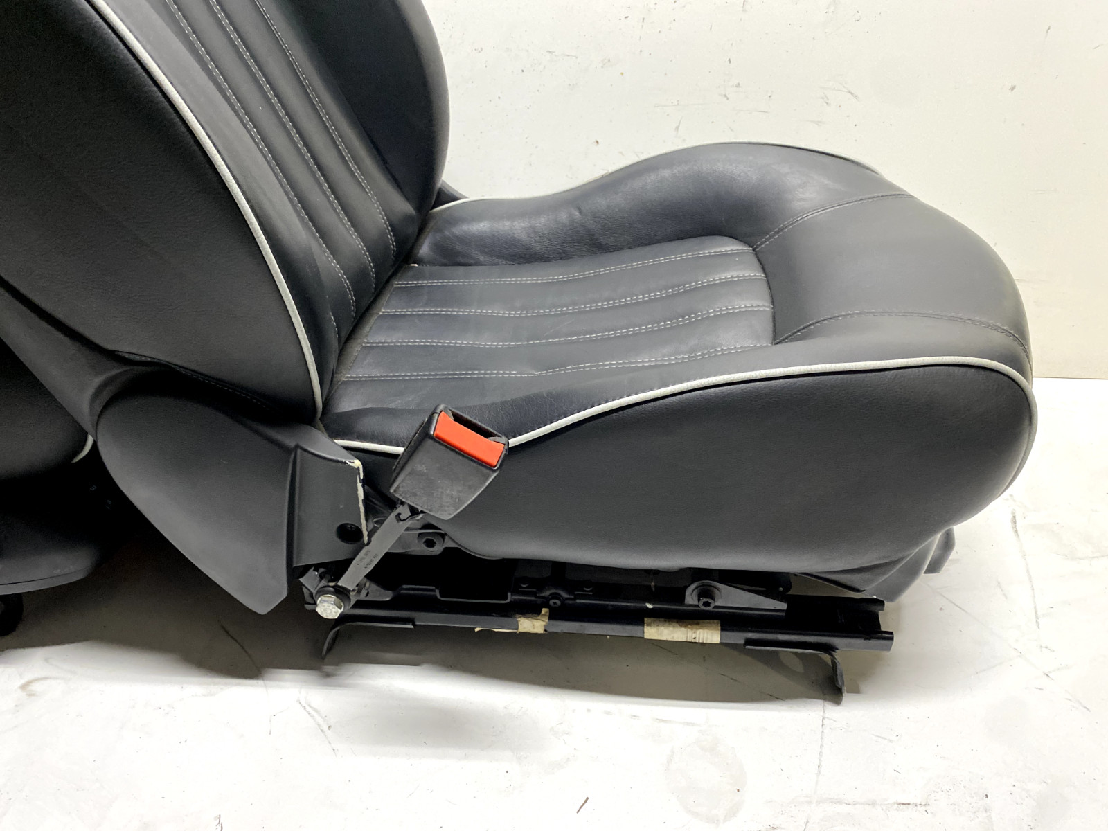 2003-2012 MASERATI QUATTROPORTE OEM LEFT RIGHT FRONT SEAT SET BLACK LEATHER PAIR