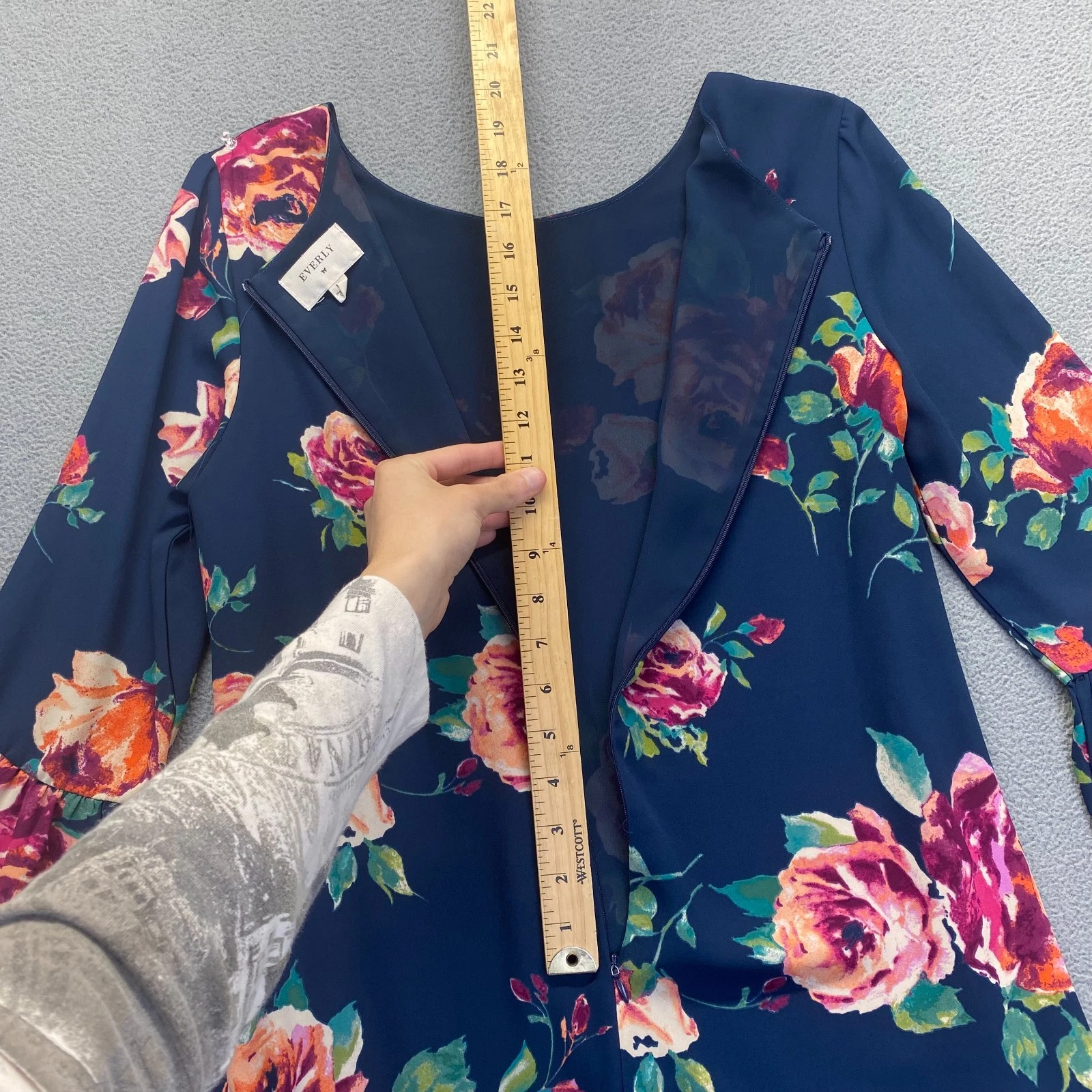 VETEMENTS EVERLY Vestito Donna Taglia M Blu Cambio Floreale Manica a Campana Foderato con Zip Posteriore Preppy