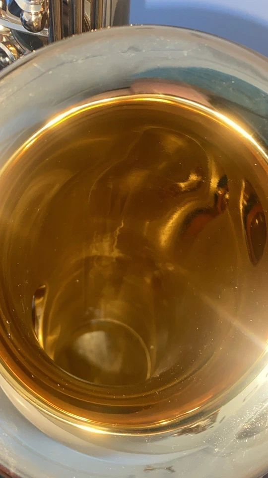 Saxofón alto Yamaha YAS-62 profesional con boquilla/estuche original FUNCIONA Foto 4 de 4