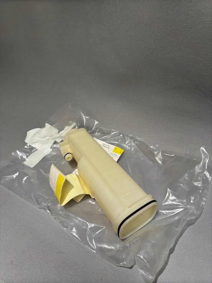 Tanque de expansión original BMW 17-11-1-712-835 318i/is, 525i/it, 318ti, Z3 Foto 3 de 4