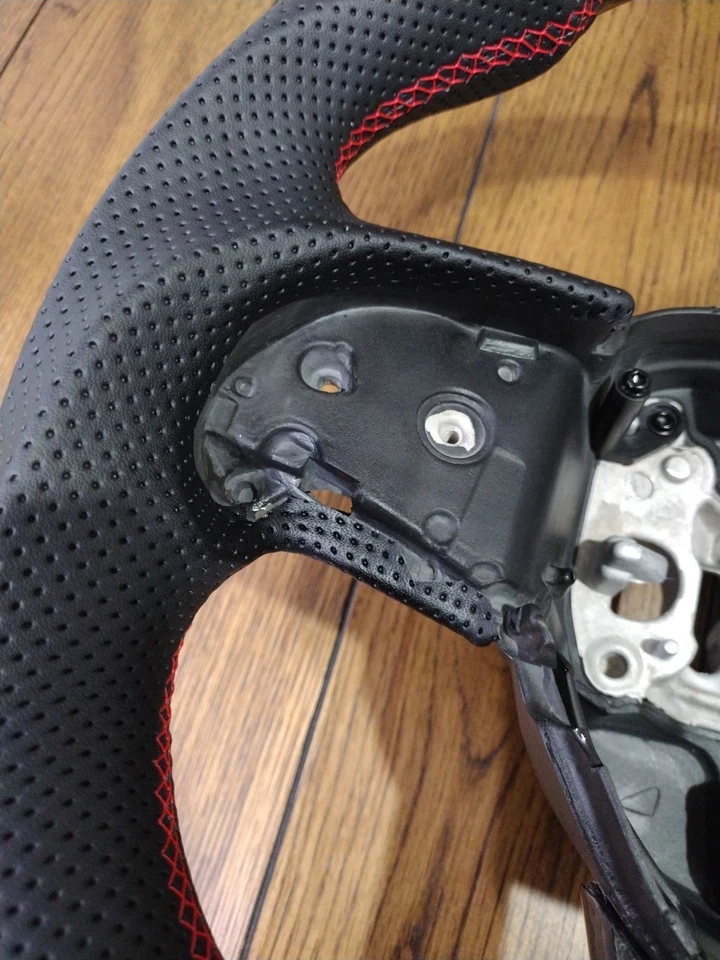 Carbon Fiber Black Leather Steering Wheel for 2015 2016-2022 Dodge Challenger - Image 3 of 4