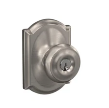 Schlage Georgian Keyed Entry Door Knob with Camelot Trim F51A GEO CAM