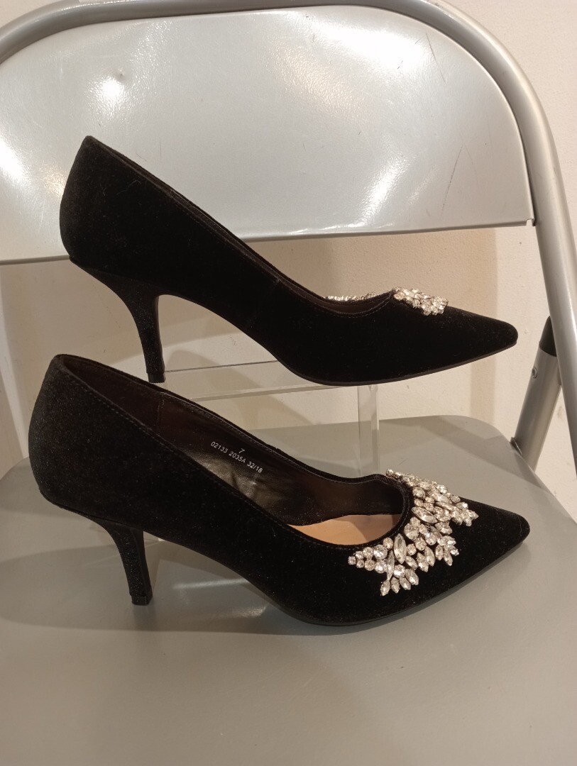 BNWOB MARKS&SPENCER ladies black velvet shoes UK 7 CG T14 eBay