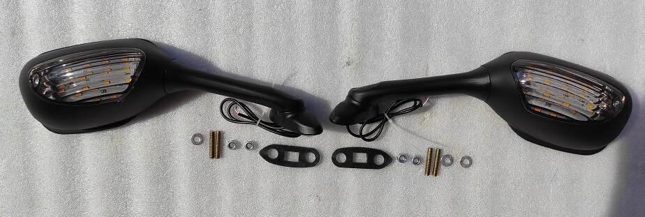 Rétros clignos LED de rechange pour GSXR 600 et 750 finition aérodynamique