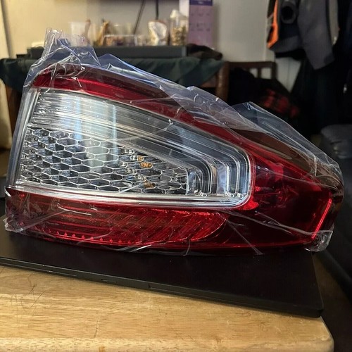 Rechts LED Außen Rückleuchte Stopleuchte für Ford Mondeo MK4 2011-2012 - Bild 7 von 9