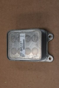 Audi Q2 Sportsvan Tiguan Ölkühler 1.2 TSI 1.4 TSI 1.5 TSI 04E117021 K