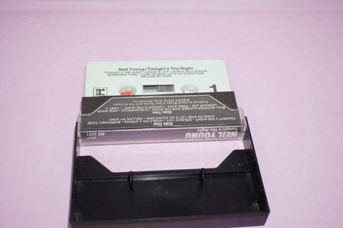 Neil Young TONIGHT'S THE NIGHT RARE retro REPRISE 1975 audio music CASSETTE TAPE - Picture 4 of 11