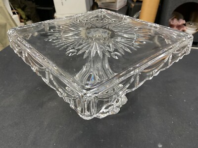 Shannon Crystal by Godinger Freedom Collection Square Cake Stand
