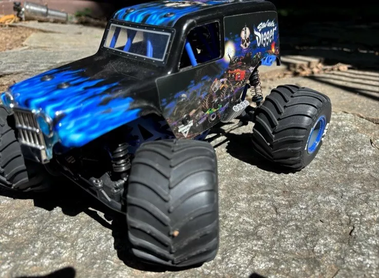 Mini escape mejorado Losi Lmt | Accesorios para coche de radiocontrol impresos en 3D Foto 3 de 4