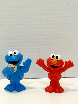 Two Just Play Sesame Street Friends/Cookie Monster & Elmo 2.75  Posable Figures