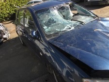 Retroviseur droit (ou coque) Kia CERATO