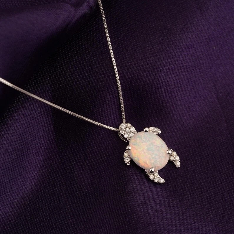 Colgante Tortuga Mujer Piedra Ópalo Creada en Laboratorio Corte Ovalado 1Ct Chapado en Oro Blanco 14K Foto 3 de 4