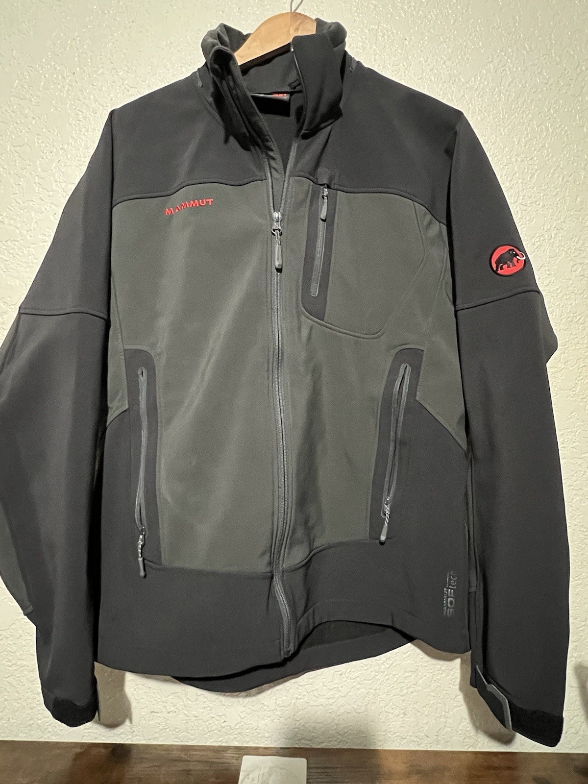 Mammut Zip Jacket Swiss Technology Softech Windst… - image 1