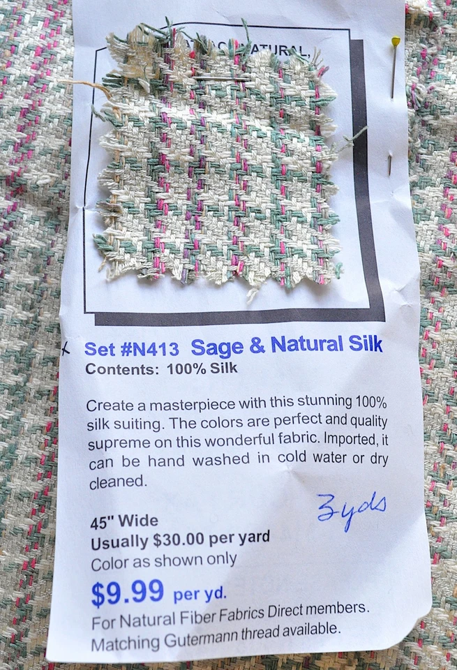 Sage Green & Berry 100% Silk Woven Houndstooth Suiting Yardage 3 Yd 45 W Luxury - Image 3 of 4