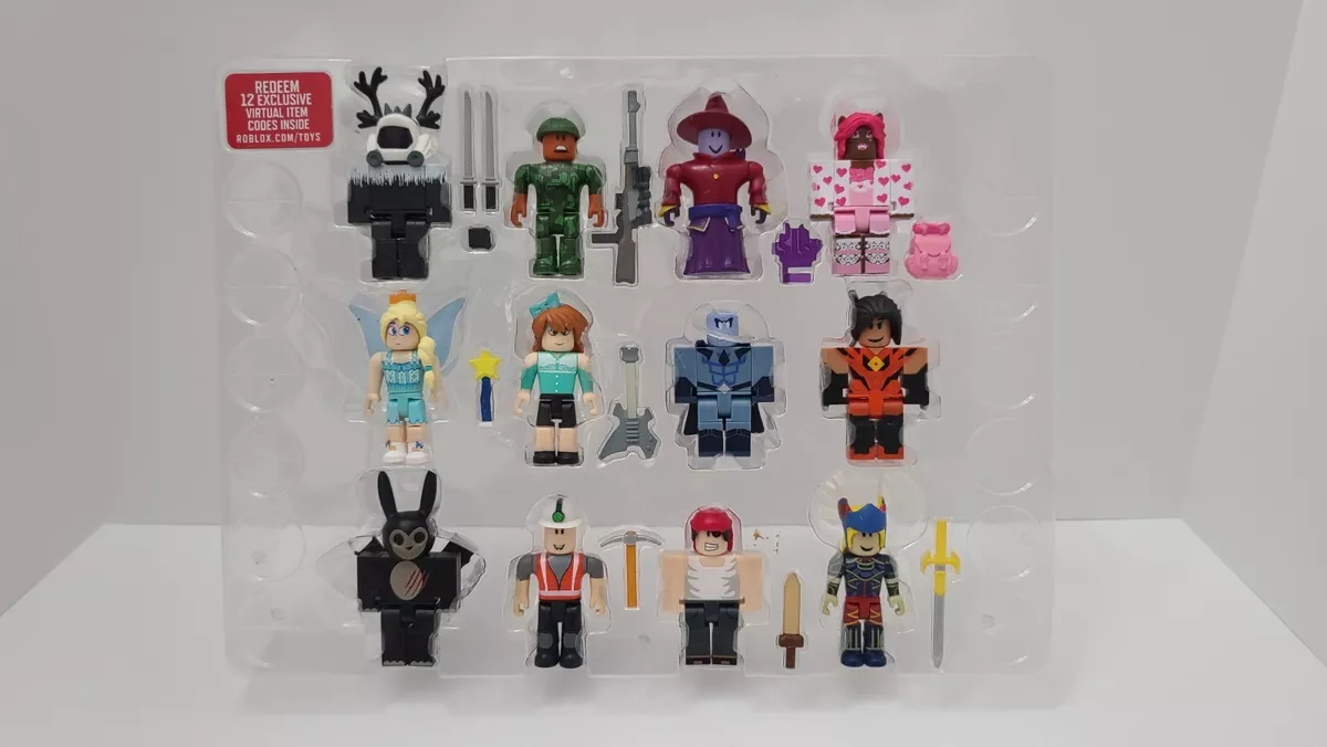 Roblox Classics Series 4 Twenty-One Piece Set 12 Exclusive Virtual