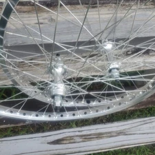 24” Silver W Chrome Mongoose Pro Class Rim Repop 