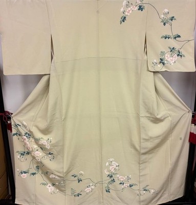Japanischer Kimono Visiting Floral Signature 157 cm Pure Silk