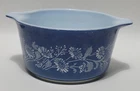 Pyrex 1Lt Casserole Bowl #473B Colonial Blue Mist With White Daisy*see scratches