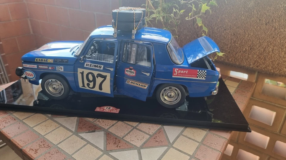 1:8 La Renault 8 Gordini, Rally di Monte Carlo - Immagine 2 di 4