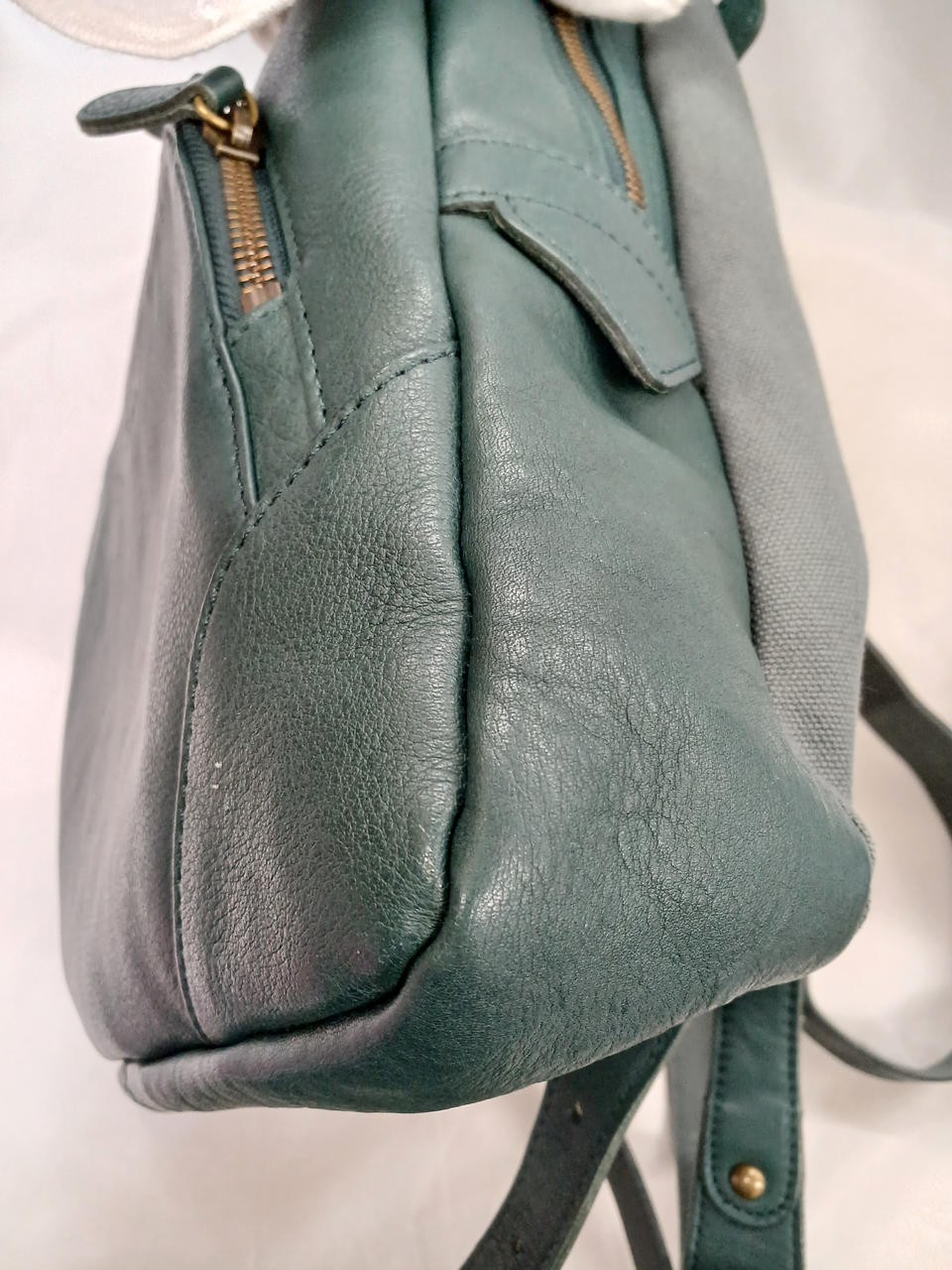 Pharrell Backpack Model 1034240 DATOKA - image 15