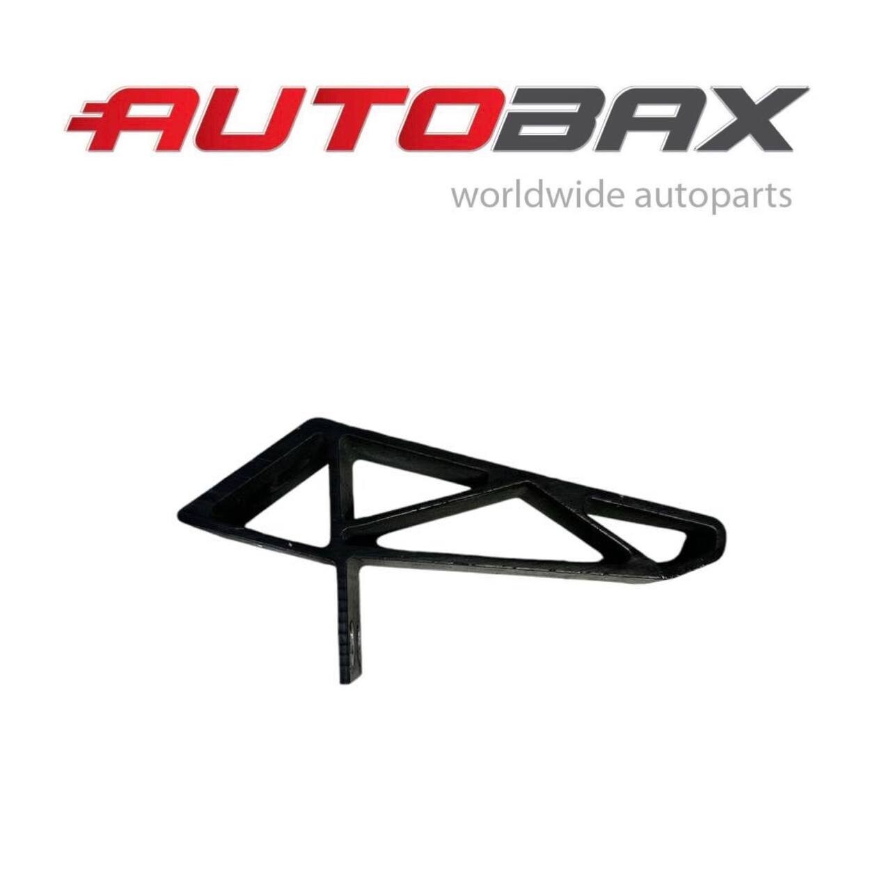 2021 2022 2022 2023 2024 ASTON MARTIN DBX FRONT BUMPER REINFORCEMENT BRACKET
