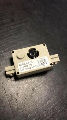 BMW 3 E90 Kofferraumdeckel Antennenverstärker 6990090