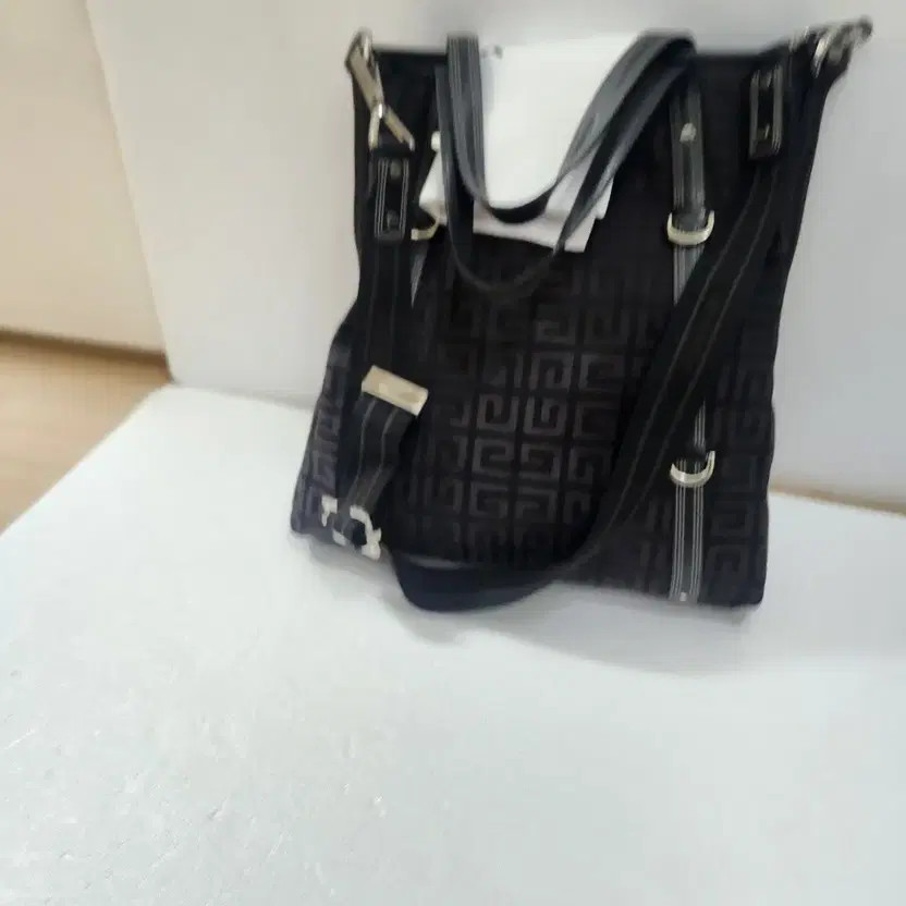 Givenchy Logo Pattern Shoulder Bag with Dust Bag - image 2