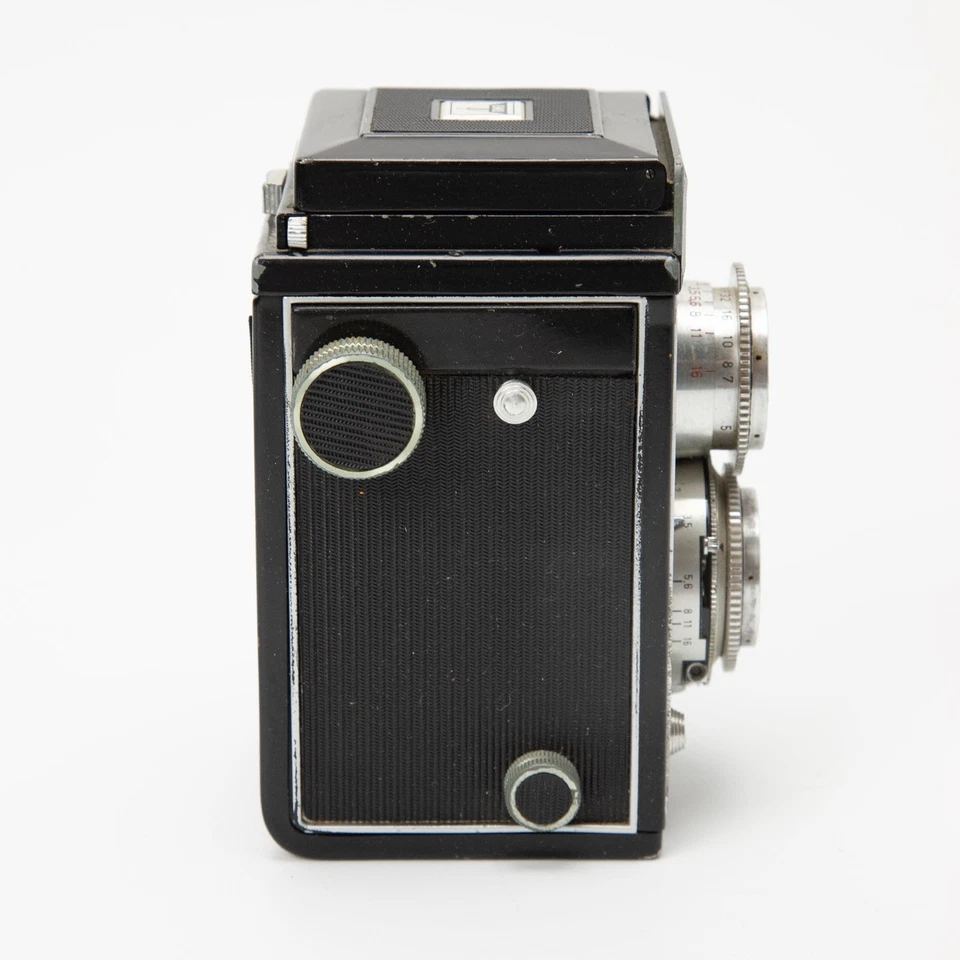 Vintage Tower Reflex TLR Twin Lens Reflex 120 Camera f/3.5 - Изображение 2 из 4
