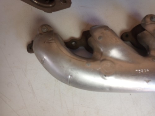 Crate Motor Takoff 10-15 Chevy Camaro SS 6.2L V8 LS3 Pair LH&RH Exhaust Manifold - Foto 8 di 11
