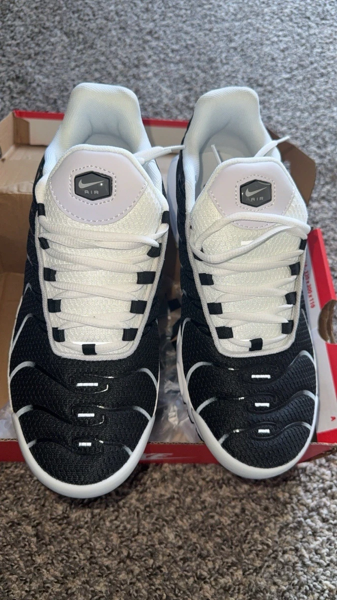 Preços baixos em Nike Air Max Plus Breeze Black White | eBay
