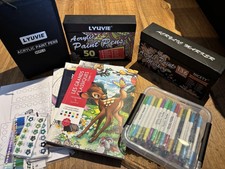 Acrylstifte Set + Disney Malbücher