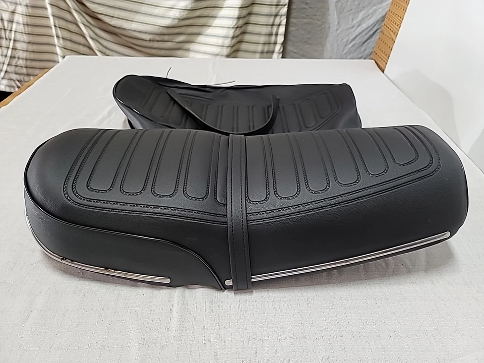 ЧЕХОЛ НА СИДЕНЬЕ SUZUKI GT500 GT550 M/A/B 1975-1977 с РЕМЕШКОМ (S*-34) - Изображение 2 из 4