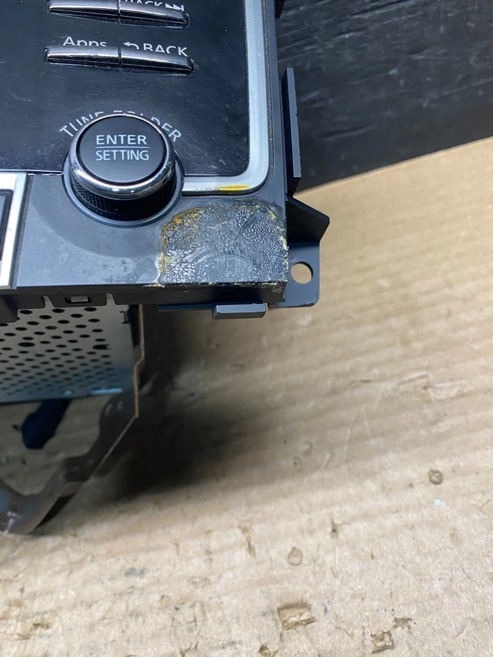 2016 Nissan Altima Radio Screen Receiver AM-FM CD Player OEM S9053  DG - Image 2 of 4