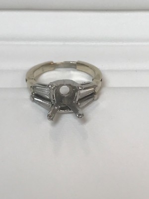 14kt Gelbgold Fassung mit Baguette Diamant 
