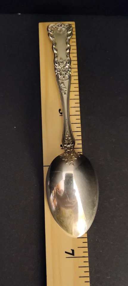 Cuchara sopera ovalada Buttercup by Gorham Place tamaño - 6 1/2" - sin monograma - sin estado Foto 2 de 3