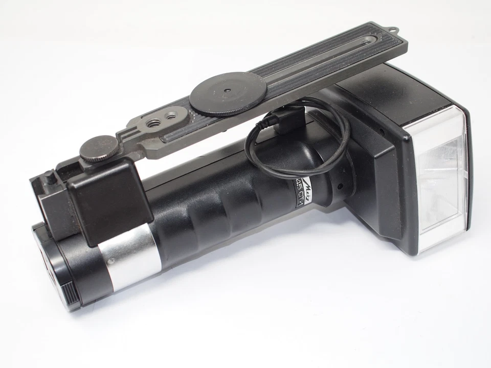 Metz 45 CT-1 Hammer Head Flash - Image 2 of 4