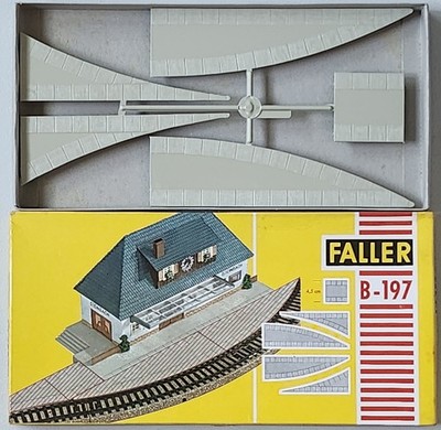 Faller AMS B-197 ~~ Floor Plates / Rail Fills in Original Box #DEC4448