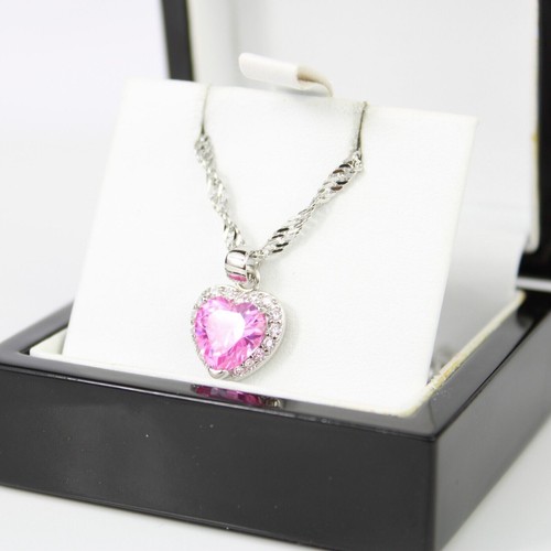 Collana con diamanti creati taglio cuore tormalina rosa finitura oro bianco - Foto 4 di 5