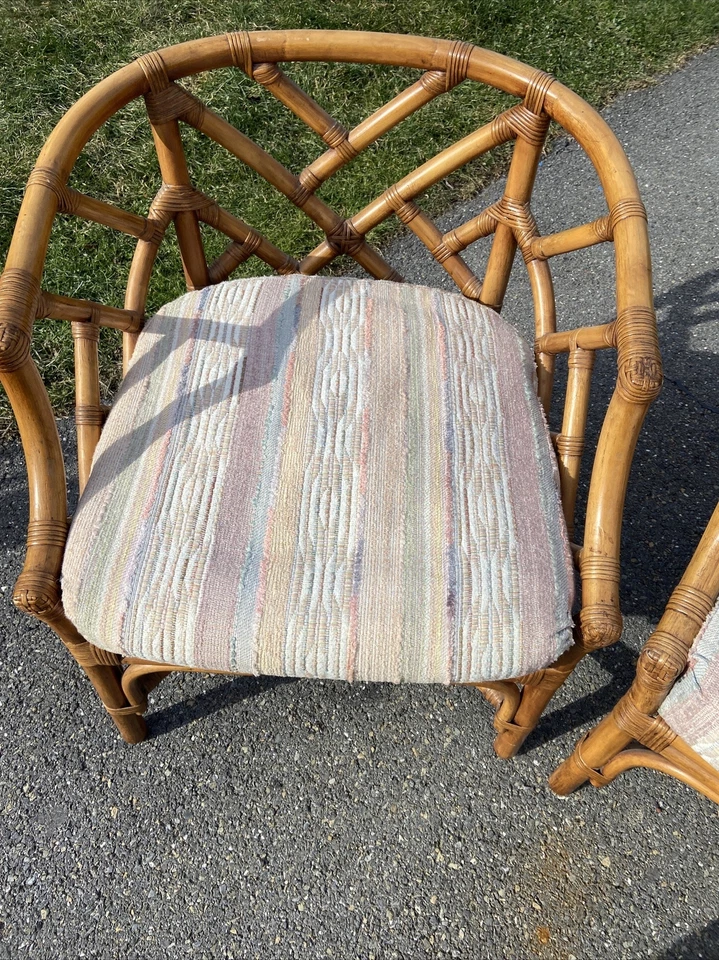 Par de sillas vintage de mimbre de ratán de Henry Link Foto 2 de 4