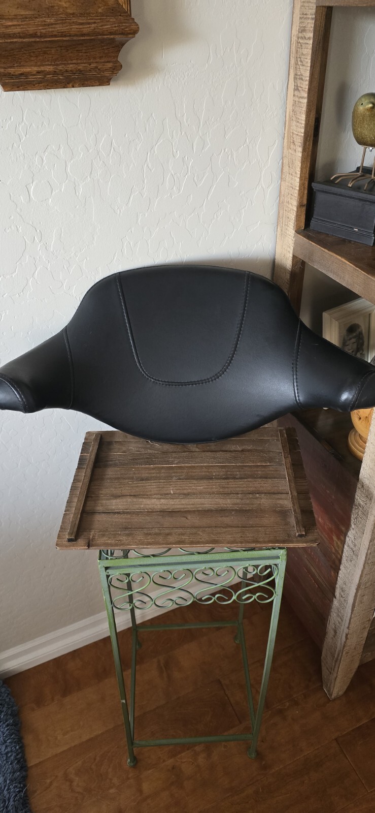 Picture 3 of 10