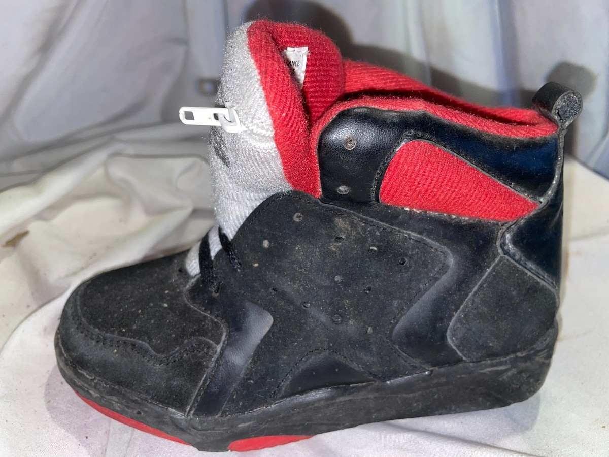 VTG 90S KIDS 13 ROOS WHACK JORDANS BLACK RED SNEAKER SHOE