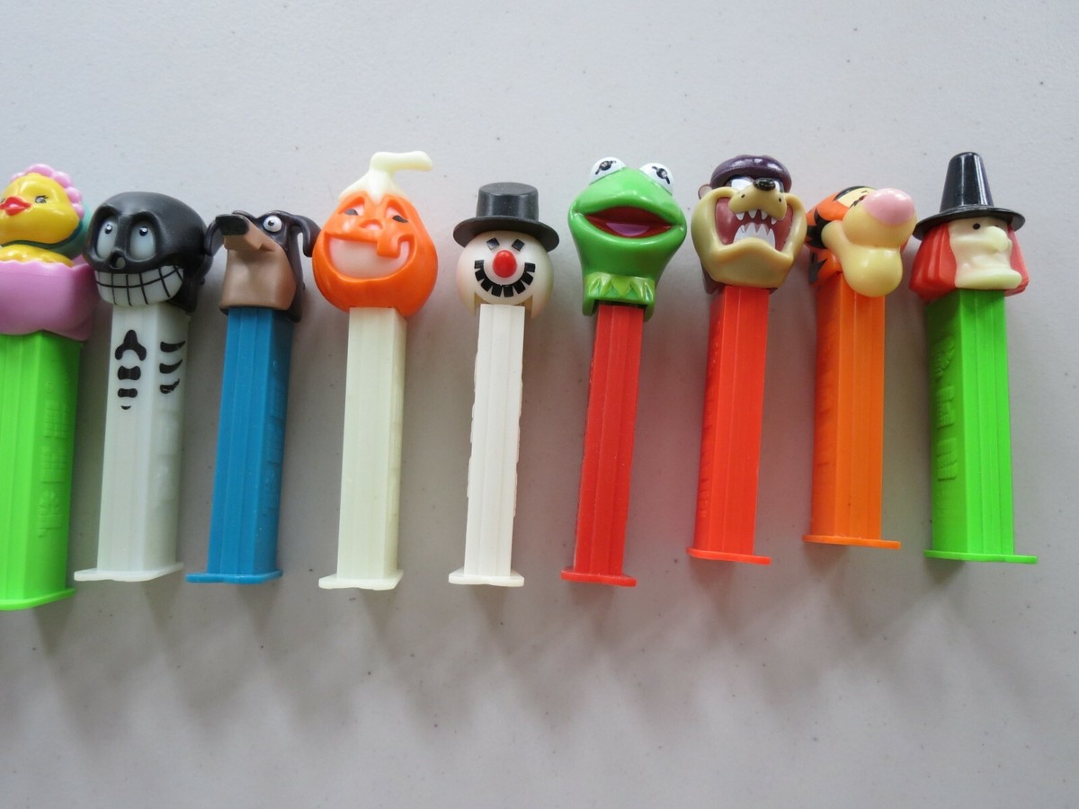 vintage PEZ candy dispensers - variety of 16 | eBay vintage PEZ candy dispensers - variety of 16 | eBay